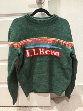 L.L. Bean Dark Green Crewneck with Multicolor Mountain Motif